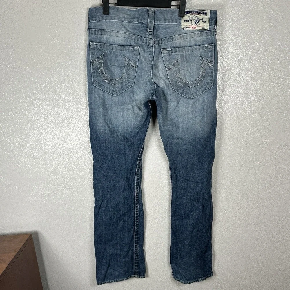 True‎ Religion Jeans Mens Size 32x32 Straight Distressed Medium Wash Made in USA